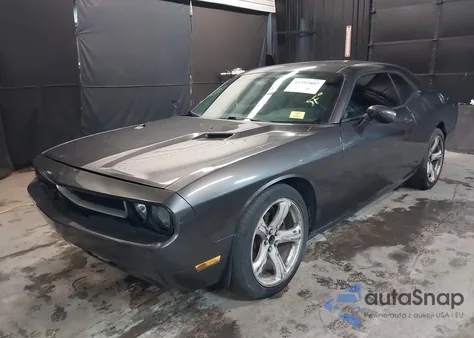 2013 Dodge Challenger Sxt z USA, uszkodzony, nr VIN 2C3CDYAG5DH593050